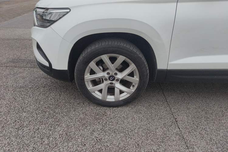 Used Jetta VS5 2019 280TSI Automatic Enjoyment Model Left Front Wheel Hub