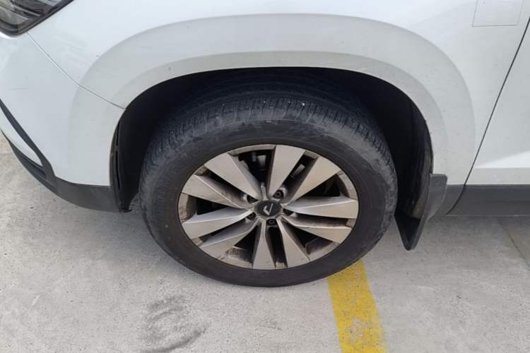 Used Jetta VS5 2019 280TSI Manual Entry-Level Model Left Front Wheel Hub