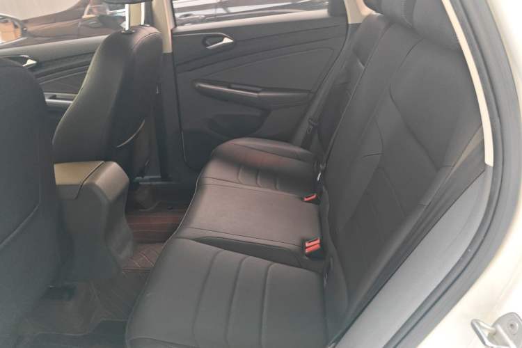 Used Jetta VS5 2019 280TSI Automatic Glory Edition Left Rear Seat