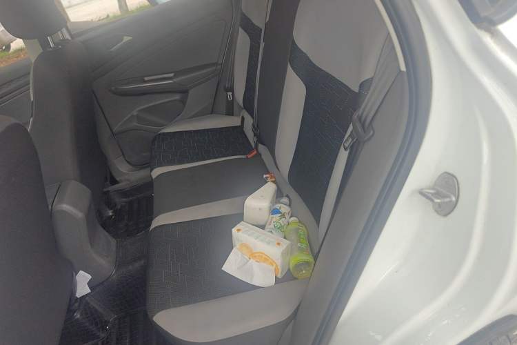 Used Jetta VS5 2019 280TSI Manual Entry-Level Model Left Rear Seat
