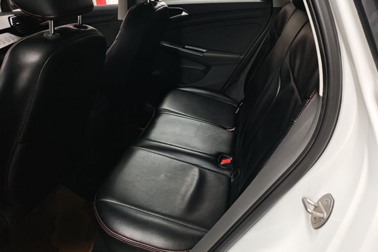 Used Jetta VS5 2019 280TSI Manual Entry-Level Model Left Rear Seat