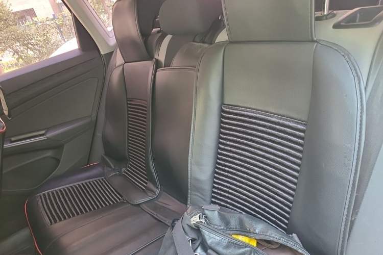 Used Jetta VS5 2019 280TSI Manual Entry-Level Model Left Rear Seat
