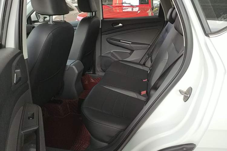 Used Jetta VS5 2019 280TSI Automatic Glory Edition Left Rear Seat