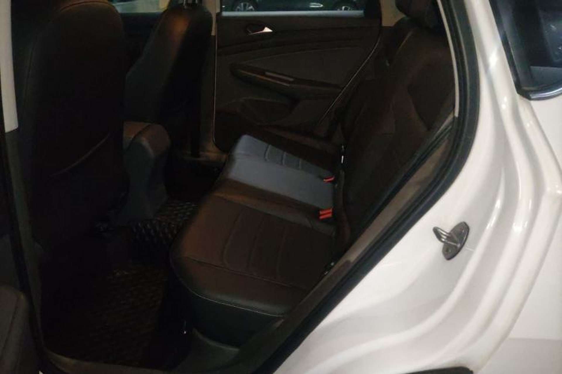 Used Jetta VS5 2019 280TSI Automatic Glory Edition Left Rear Seat