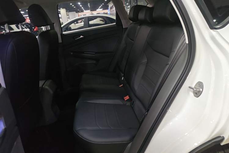 Used Jetta VS5 2019 280TSI Automatic Enjoyment Model Left Rear Seat