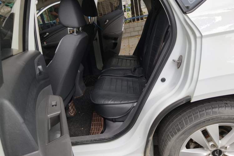Used Jetta VS5 2019 280TSI Automatic Trend Model Left Rear Seat