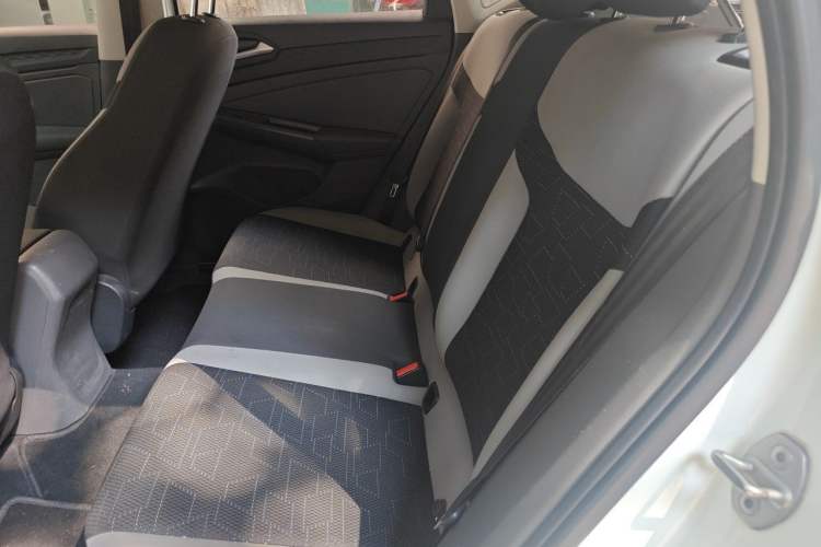Used Jetta VS5 2019 280TSI Automatic Trend Model Left Rear Seat