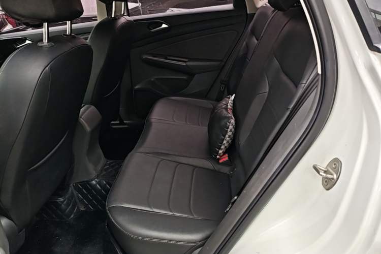 Used Jetta VS5 2019 280TSI Automatic Glory Edition Left Rear Seat