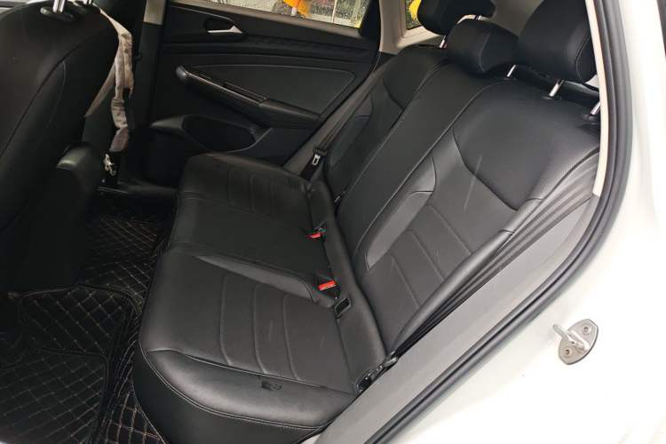 Used Jetta VS5 2019 280TSI Automatic Glory Edition Left Rear Seat