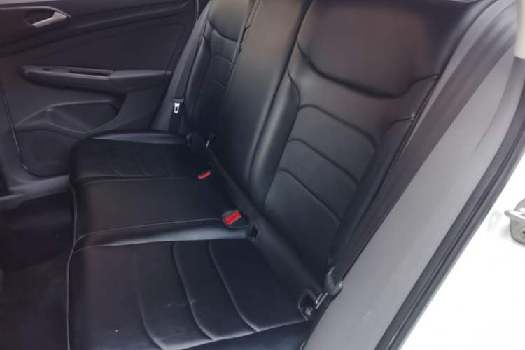 Used Jetta VS5 2019 280TSI Automatic Trend Model Left Rear Seat