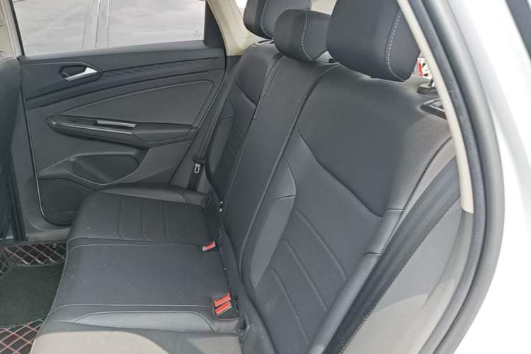 Used Jetta VS5 2019 280TSI Automatic Glory Edition Left Rear Seat
