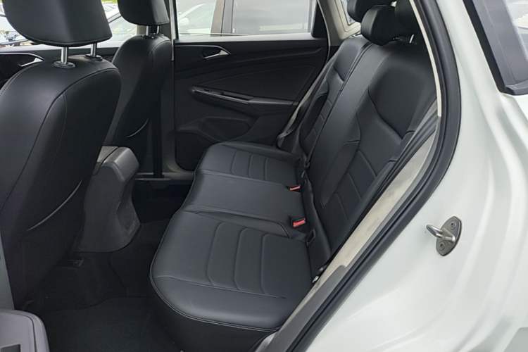 Used Jetta VS5 2019 280TSI Automatic Enjoyment Model Left Rear Seat