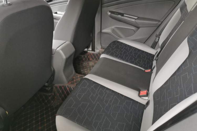Used Jetta VS5 2019 280TSI Manual Entry-Level Model Left Rear Seat
