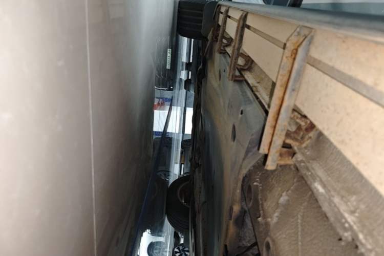 Used Jetta VS5 2019 280TSI Manual Entry-Level Model Left Side Sill