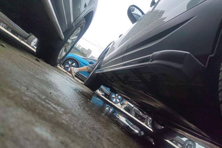 Used Jetta VS5 2019 280TSI Automatic Trend Model Left Side Sill