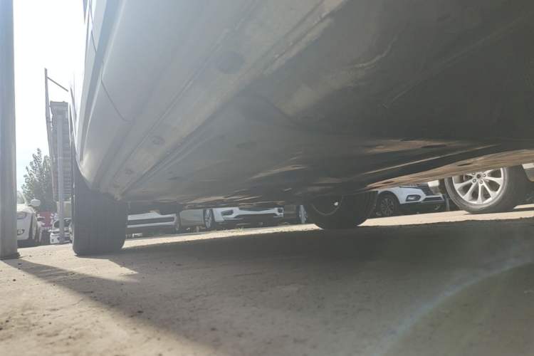 Used Jetta VS5 2019 280TSI Manual Entry-Level Model Left Side Sill