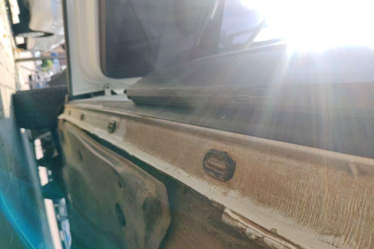 Used Jetta VS5 2019 280TSI Automatic Trend Model Left Side Sill