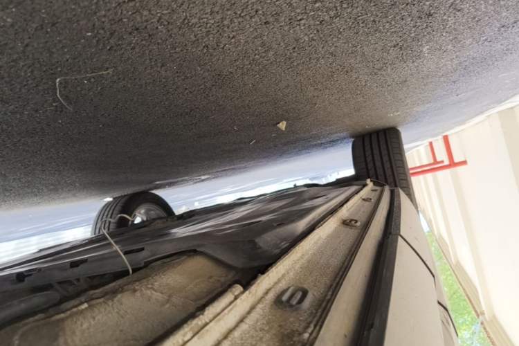 Used Jetta VS5 2019 280TSI Automatic Glory Edition Left Side Sill