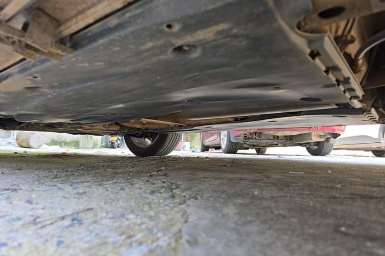 Used Jetta VS5 2019 280TSI Automatic Trend Model Left Side Sill
