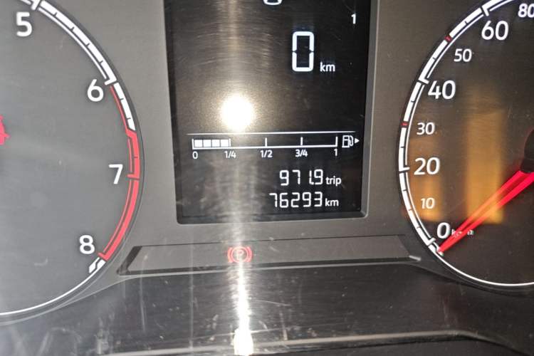 Used Jetta VS5 2019 280TSI Automatic Enjoyment Model Odometer Close Up
