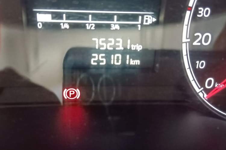 Used Jetta VS5 2019 280TSI Manual Entry-Level Model Odometer Close Up