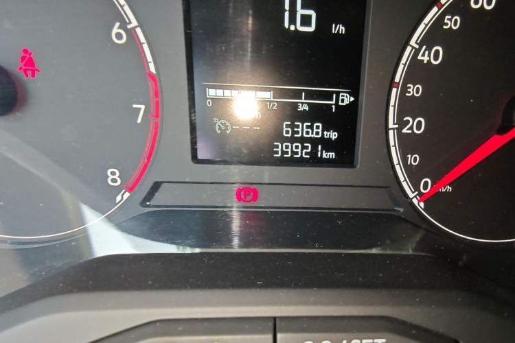 Used Jetta VS5 2019 280TSI Automatic Enjoyment Model Odometer Close Up