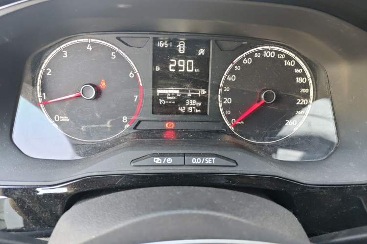 Used Jetta VS5 2019 280TSI Manual Entry-Level Model Odometer Close Up