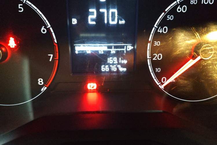 Used Jetta VS5 2019 280TSI Automatic Enjoyment Model Odometer Close Up
