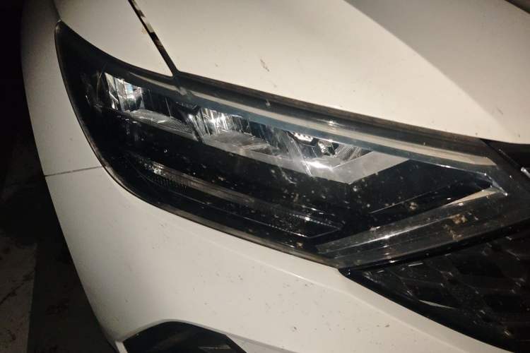 Used Jetta VS5 2019 280TSI Automatic Enjoyment Model Right Front Headlight