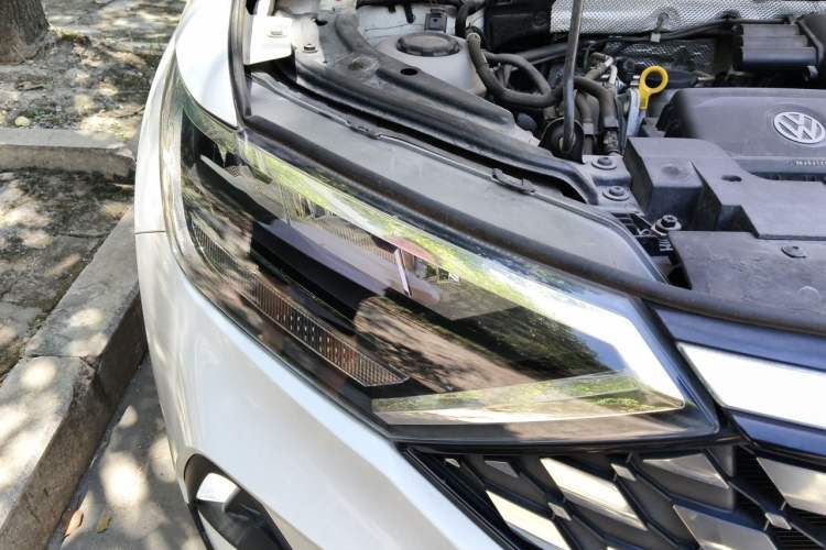 Used Jetta VS5 2019 280TSI Automatic Glory Edition Right Front Headlight