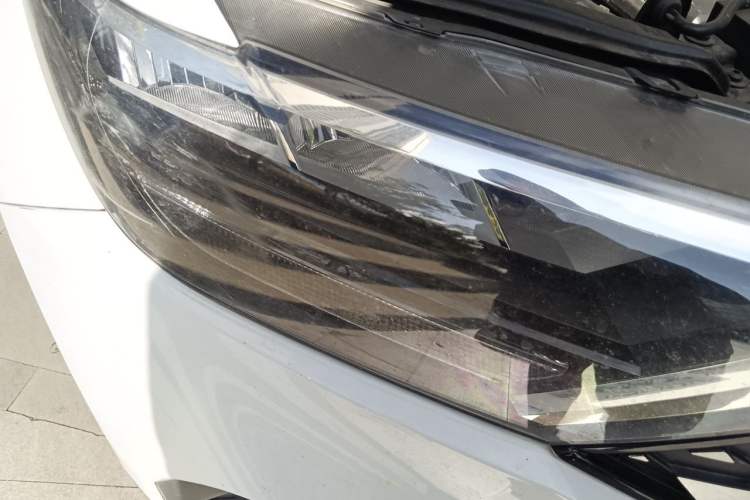 Used Jetta VS5 2019 280TSI Automatic Glory Edition Right Front Headlight