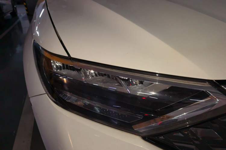 Used Jetta VS5 2019 280TSI Automatic Enjoyment Model Right Front Headlight