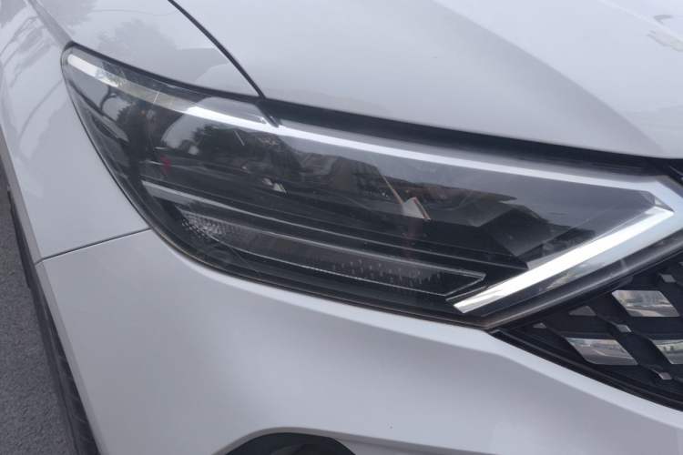 Used Jetta VS5 2019 280TSI Automatic Trend Model Right Front Headlight