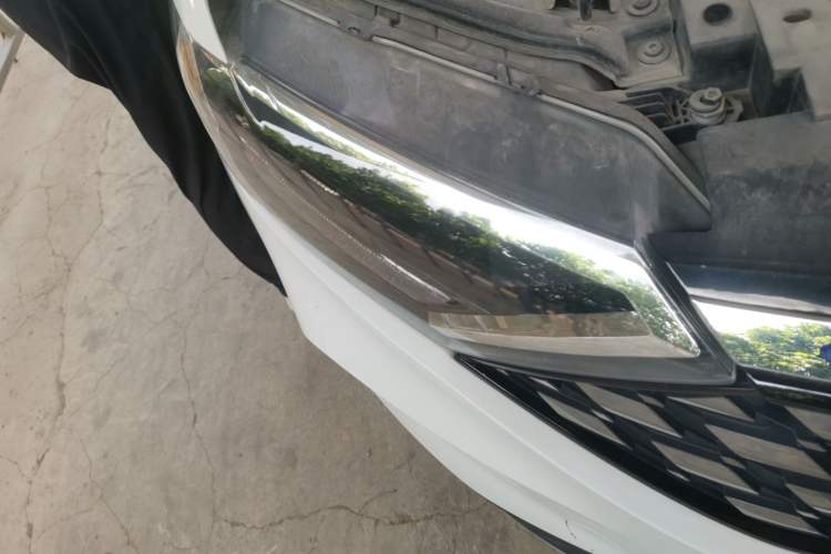Used Jetta VS5 2019 280TSI Automatic Enjoyment Model Right Front Headlight