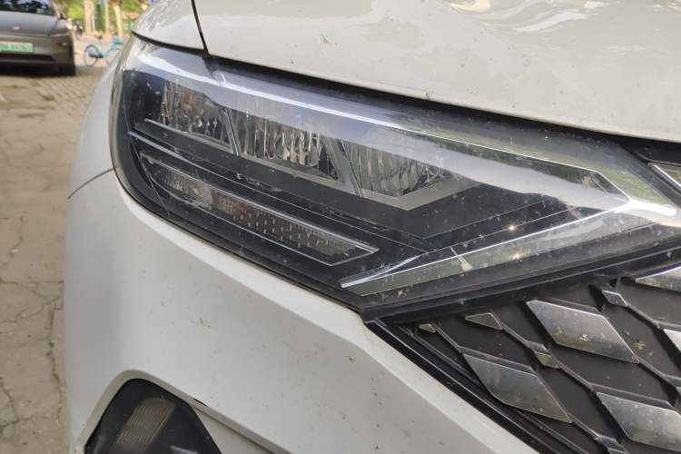 Used Jetta VS5 2019 280TSI Automatic Glory Edition Right Front Headlight