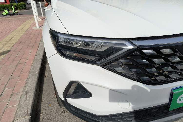 Used Jetta VS5 2019 280TSI Automatic Enjoyment Model Right Front Headlight