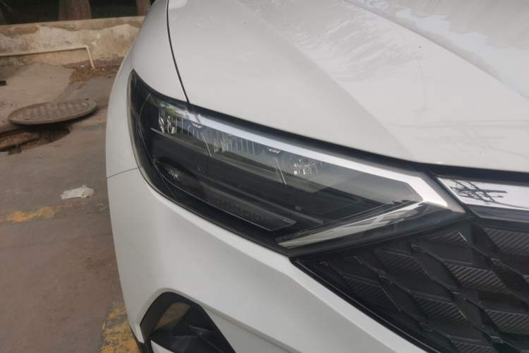 Used Jetta VS5 2019 280TSI Automatic Trend Model Right Front Headlight