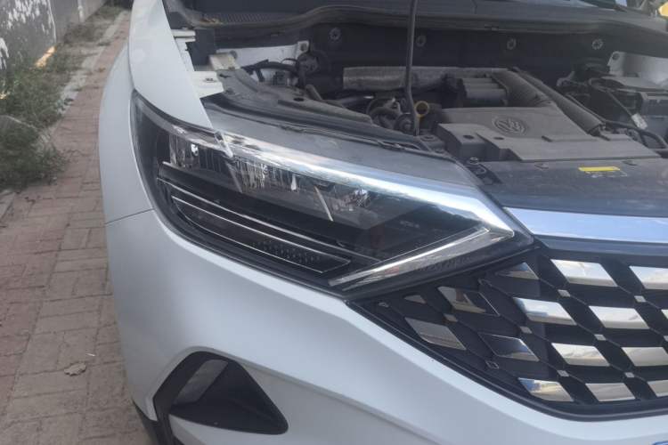 Used Jetta VS5 2019 280TSI Automatic Glory Edition Right Front Headlight