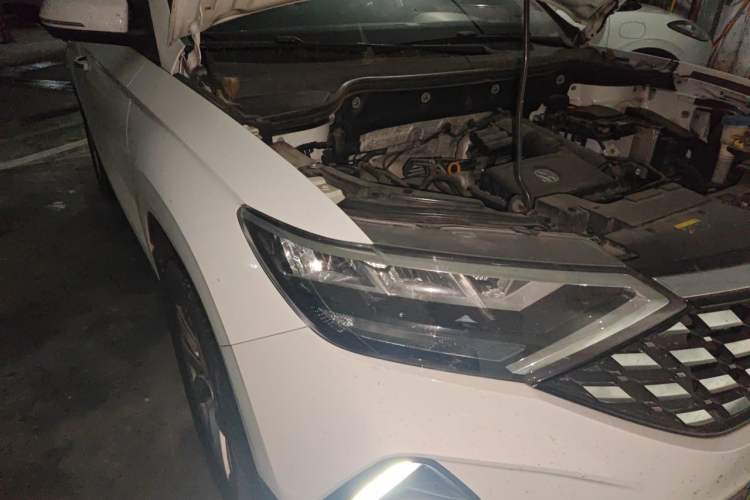 Used Jetta VS5 2019 280TSI Automatic Enjoyment Model Right Front Headlight