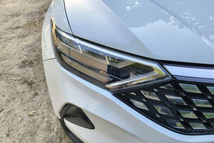 Used Jetta VS5 2019 280TSI Automatic Trend Model Right Front Headlight