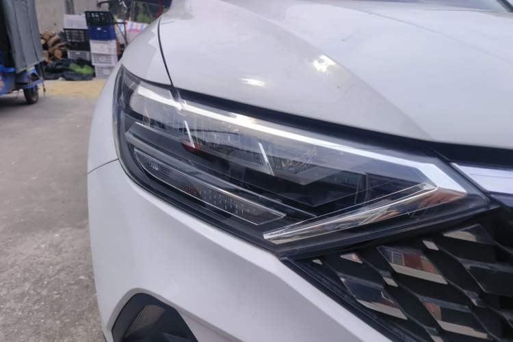 Used Jetta VS5 2019 280TSI Automatic Trend Model Right Front Headlight
