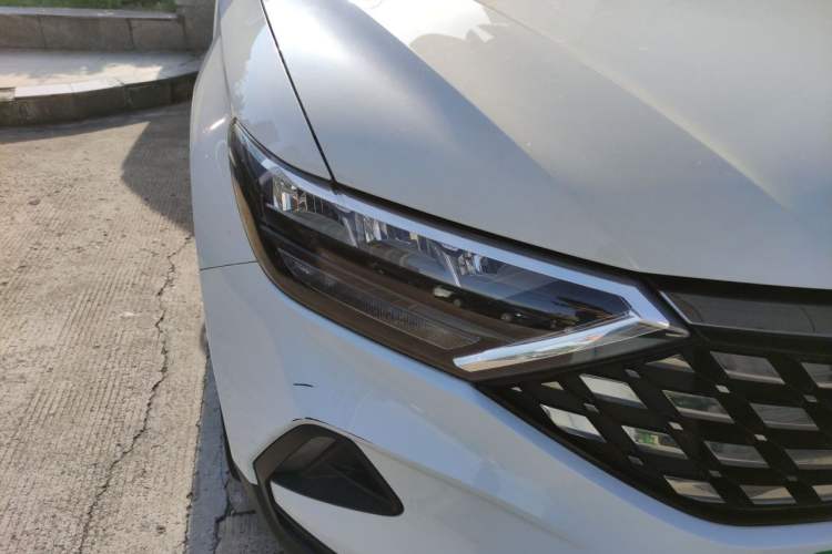 Used Jetta VS5 2019 280TSI Automatic Enjoyment Model Right Front Headlight