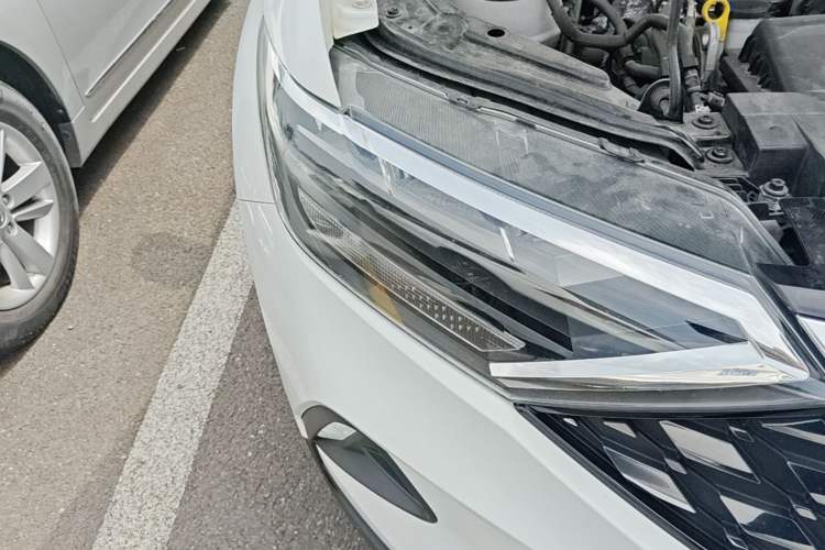 Used Jetta VS5 2019 280TSI Automatic Glory Edition Right Front Headlight