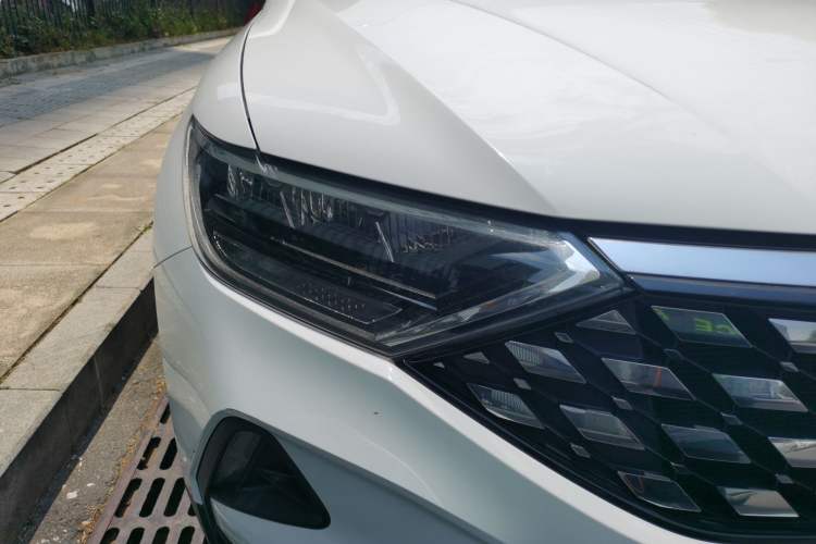 Used Jetta VS5 2019 280TSI Automatic Enjoyment Model Right Front Headlight