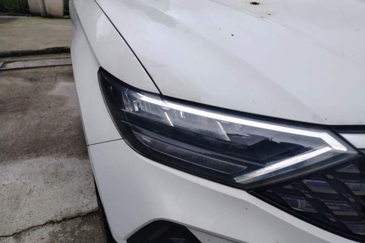 Used Jetta VS5 2019 280TSI Manual Enjoyment Model Right Front Headlight