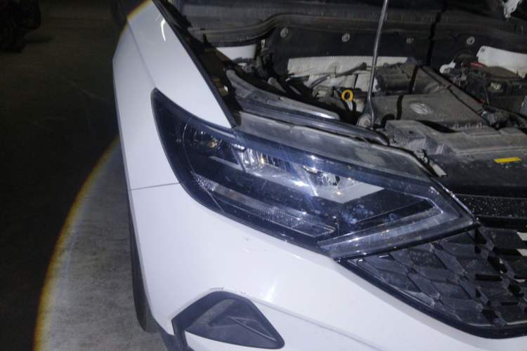 Used Jetta VS5 2019 280TSI Automatic Trend Model Right Front Headlight