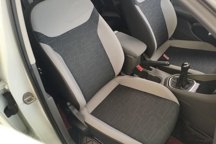 Used Jetta VS5 2019 280TSI Manual Entry-Level Model Right Front Seat