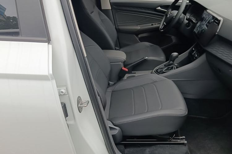 Used Jetta VS5 2019 280TSI Automatic Enjoyment Model Right Front Seat