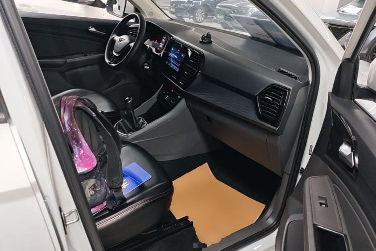 Used Jetta VS5 2019 280TSI Manual Entry-Level Model Right Front Seat