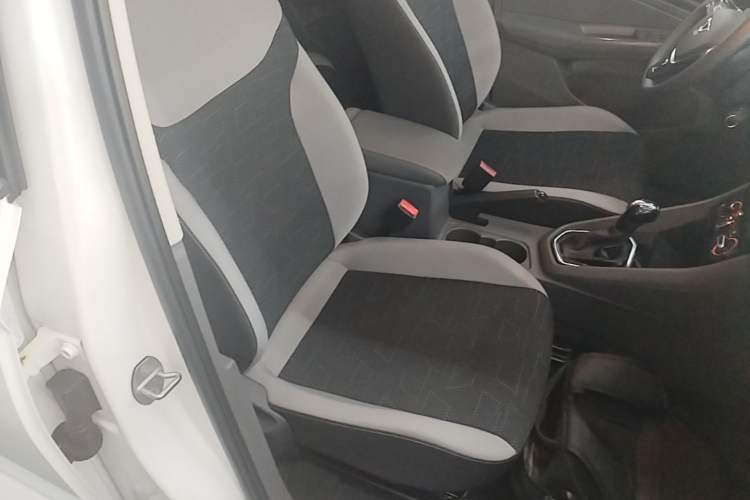 Used Jetta VS5 2019 280TSI Automatic Trend Model Right Front Seat